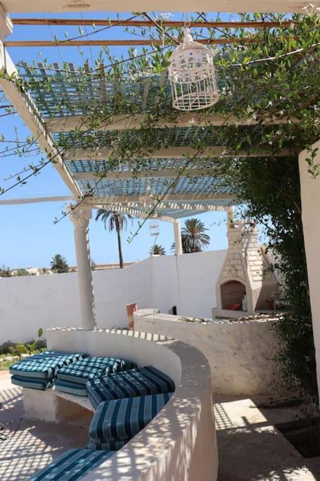 Vill La Reine Jerba Avec Piscine Villa El Guecheine Buitenkant foto