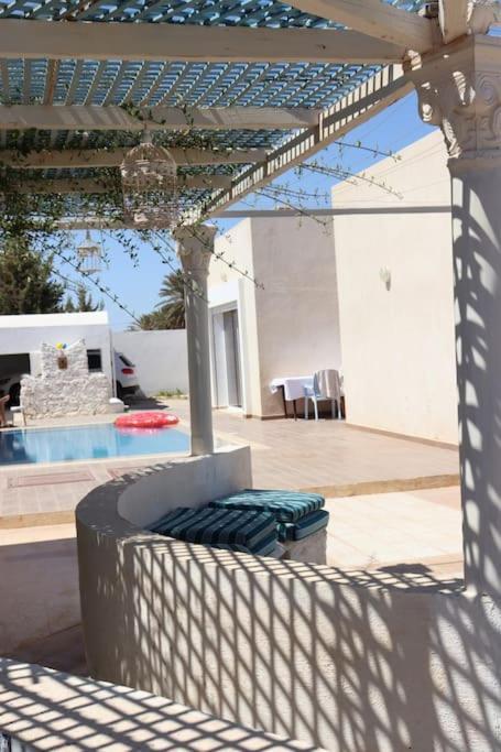 Vill La Reine Jerba Avec Piscine Villa El Guecheine Buitenkant foto